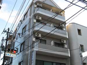 室内画像へ